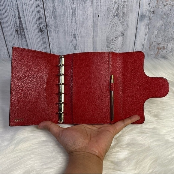 GUCCI horsebit agenda/ passport holder in red - Picture 8 of 16